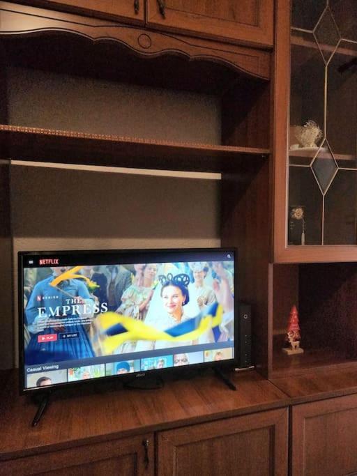 Апартаменты One Bd Flat Near Center With 24H Self Check In Тирана Экстерьер фото